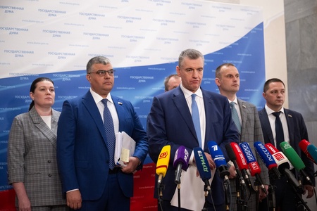 Пресс-подход фракции ЛДПР во главе с Леонидом Слуцким 28.0.2025 г.