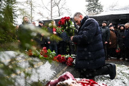 Три года со дня смерти Владимира Жириновского. Новодевичье кладбище. Москва.