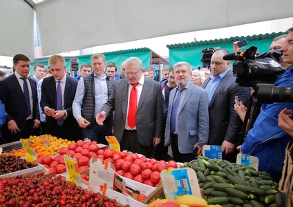 Фотовыставка памяти Владимира Жириновского