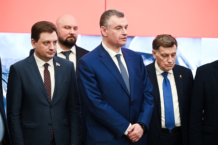Леонид Слуцкий выступил на открытии выставки "Основы Великой Победы" в ГД