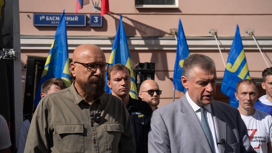 ЛДПР отправила партию ноутбуков для школьников приграничных регионов