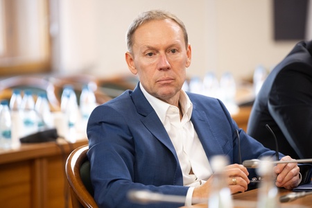 Леонид Слуцкий провел заседание Палат Депутатов ЛДПР 