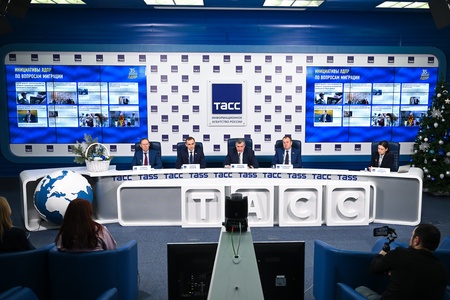В ЛДПР подвели итоги осенней сессии Госдумы  в ТАСС