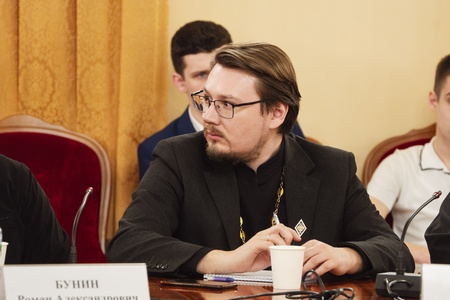 Форум ЛДПР "Плечом к плечу. За Русскую Победу!" Площадка "Участие священнослужителей и религиозных организаций в достижении целей СВО"