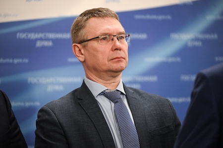 Пресс-подход фракции ЛДПР в ГД во главе с Леонидом Слуцким 9.04.2025