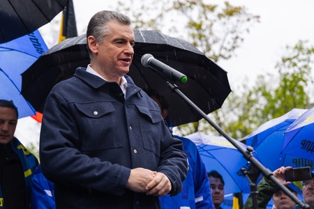 Леонид Слуцкий поздравил с Первомаем жителей Котельников