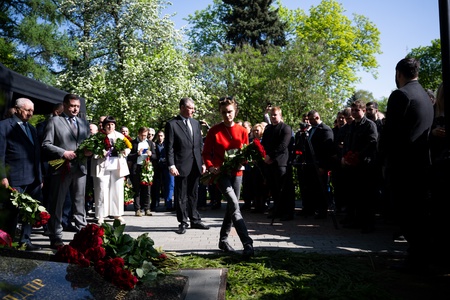 79-я годовщина со дня рождения Жириновского. Новодевичье кладбище Москвы
