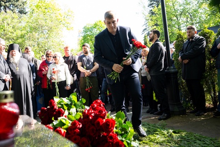 79-я годовщина со дня рождения Жириновского. Новодевичье кладбище Москвы