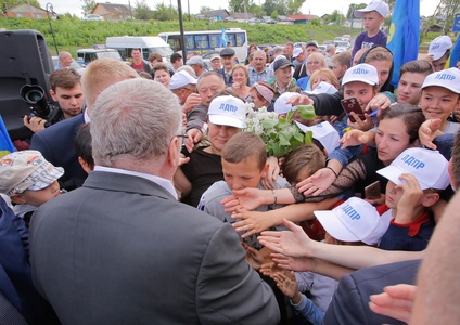 Фотовыставка памяти Владимира Жириновского