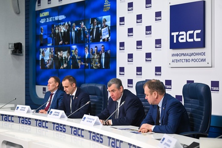 В ЛДПР подвели итоги осенней сессии Госдумы  в ТАСС