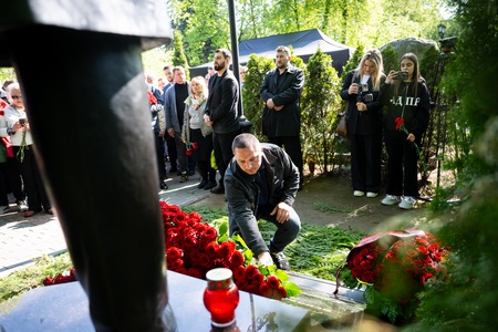 79-я годовщина со дня рождения Жириновского. Новодевичье кладбище Москвы
