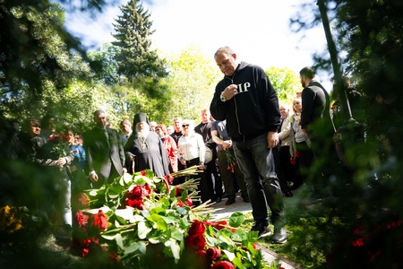 79-я годовщина со дня рождения Жириновского. Новодевичье кладбище Москвы