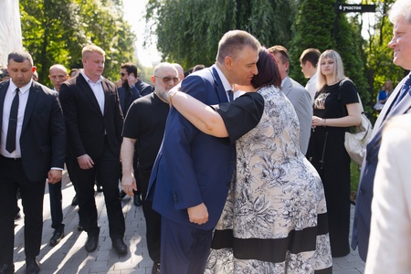 Леонид Слуцкий почтил память Основателя ЛДПР Владимира Жириновского в День Крещения Руси