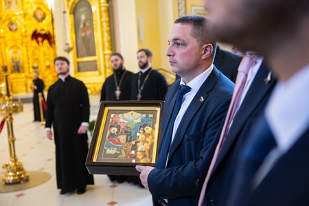 Леонид Слуцкий встретился с главой Донской митрополии владыкой Меркурием