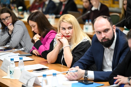 Круглый стол на тему: «Законотворческие меры по защите репутации».Председательствует Андрей Свинцов