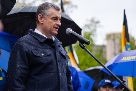 Леонид Слуцкий поздравил с Первомаем жителей Котельников