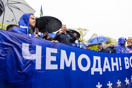 Леонид Слуцкий поздравил с Первомаем жителей Котельников