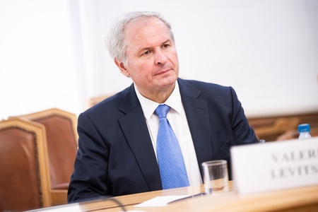Леонид Слуцкий встретился с депутатом Европарламента Фернаном Картайзером