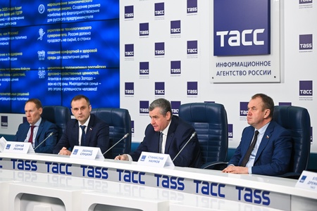 В ЛДПР подвели итоги осенней сессии Госдумы  в ТАСС