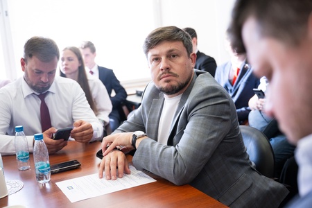 Круглый стол ЛДПР «Актуальные проблемы ИТ-компаний  и специалистов в России»