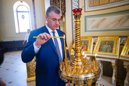 Леонид Слуцкий встретился с главой Донской митрополии владыкой Меркурием
