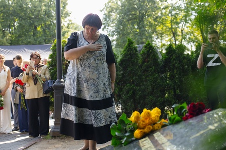 Леонид Слуцкий почтил память Основателя ЛДПР Владимира Жириновского в День Крещения Руси