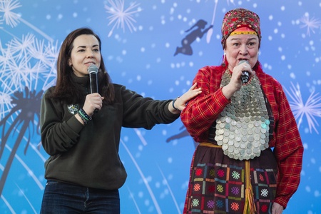 «Бурановские бабушки» поздравили Солнцево с Масленицей по приглашению Марии Воропаевой