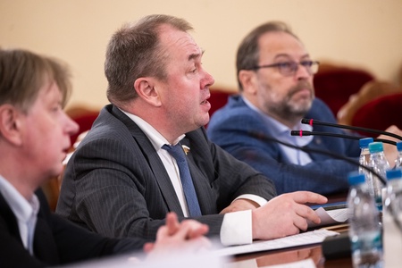 Круглый стол Станислава Наумова «Об инвестиционных программах развития территорий - индустриальных центров страны, созданных в 20-е годы XX века»
