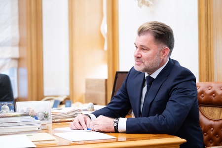 Леонид Слуцкий встретился с писателем, работающим над биографией Жириновского