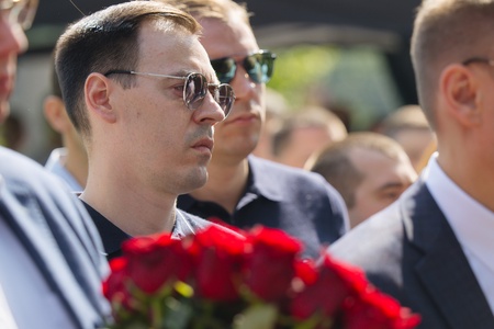 Леонид Слуцкий почтил память Основателя ЛДПР Владимира Жириновского в День Крещения Руси