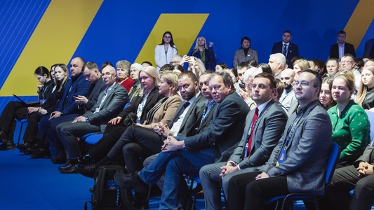 Заседание Экономического совета ЛДПР на выставке «ЛДПР: 35 лет с народом»