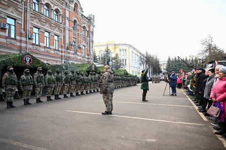 Леонид Слуцкий отправил добровольцев отряда «БАРС-Брянск» в места выполнения боевых задач