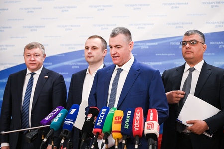 Пресс-подход фракции ЛДПР в ГД во главе с Леонидом Слуцким 1.04.2025
