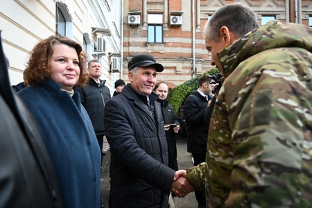 Леонид Слуцкий отправил добровольцев отряда «БАРС-Брянск» в места выполнения боевых задач