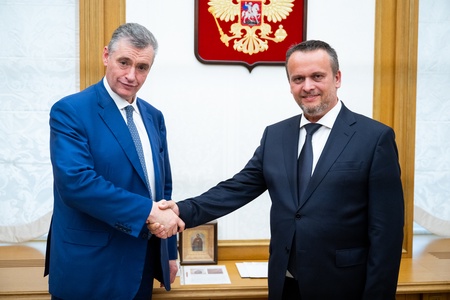 Фракция ЛДПР встретилась с и.о. министра транспорта РФ Андреем Никитиным