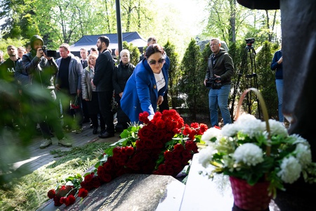 79-я годовщина со дня рождения Жириновского. Новодевичье кладбище Москвы