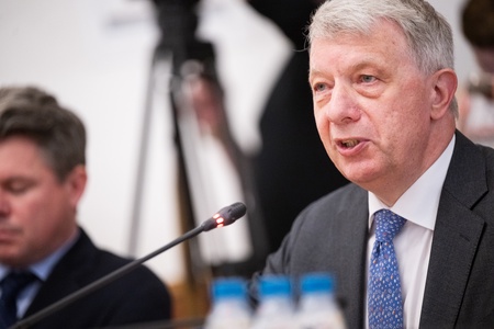 Леонид Слуцкий встретился с депутатом Европарламента Фернаном Картайзером