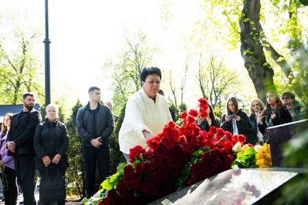 79-я годовщина со дня рождения Жириновского. Новодевичье кладбище Москвы