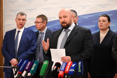 Пресс-подход фракции ЛДПР в ГД во главе с Леонидом Слуцким 9.04.2025