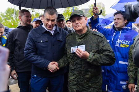 Леонид Слуцкий поздравил с Первомаем жителей Котельников