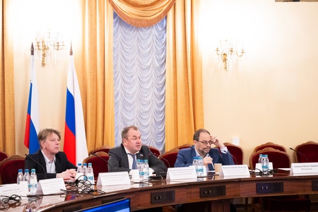 Круглый стол Станислава Наумова «Об инвестиционных программах развития территорий - индустриальных центров страны, созданных в 20-е годы XX века»