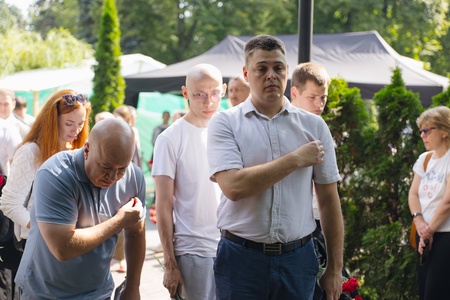 Леонид Слуцкий почтил память Основателя ЛДПР Владимира Жириновского в День Крещения Руси