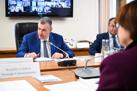 Встреча фракции ЛДПР в ГД с главой ЦБ Эльвирой Набиуллиной
