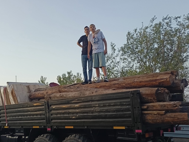 Сила в единстве — молодежь ЛДПР помогает российским бойцам 