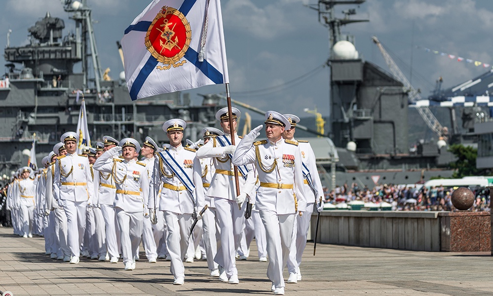 С Днём Военно-Морского Флота Российской Федерации!