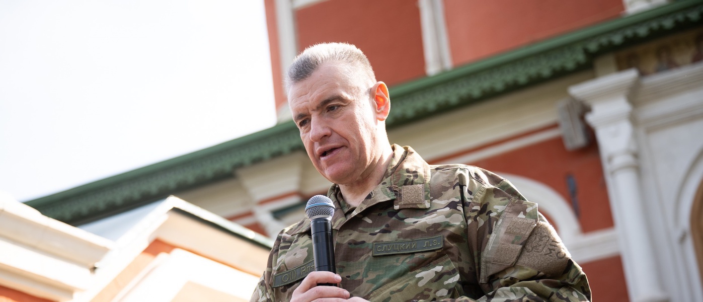 ЛДПР передала бойцам СВО автомобили высокой проходимости и военную технику