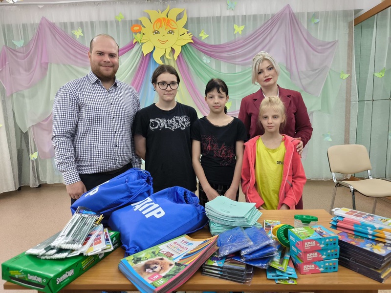 Подготовка детей к новому учебному году с ЛДПР