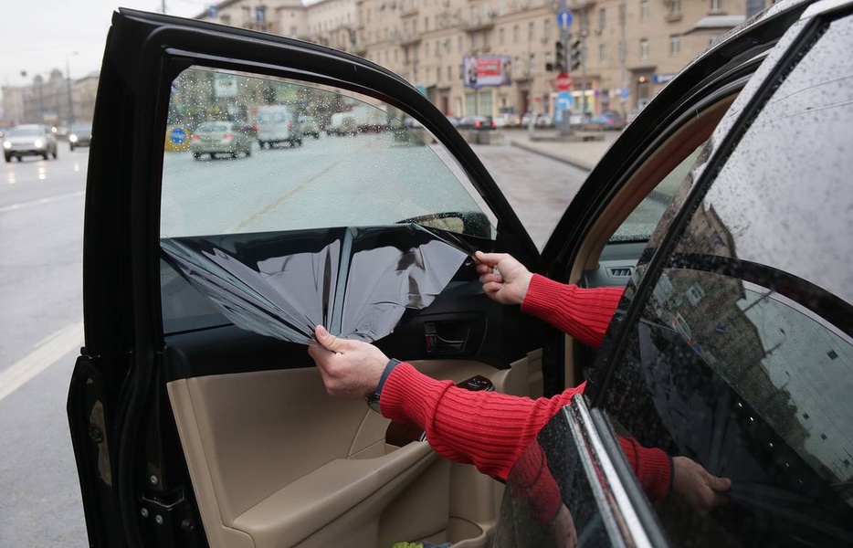 ЛДПР предлагает определить чёткие сроки для снятия тонировки с автомобиля