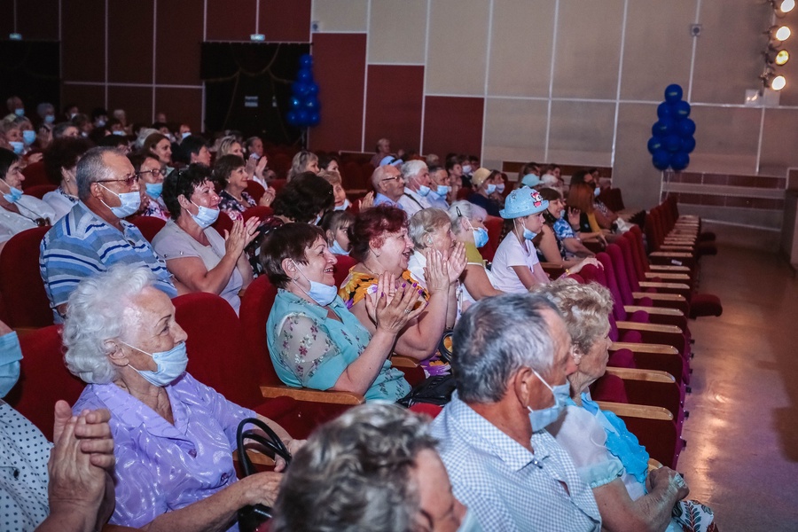 Задача ЛДПР — помочь каждому, кто обратился, убежден Сергей Катасонов