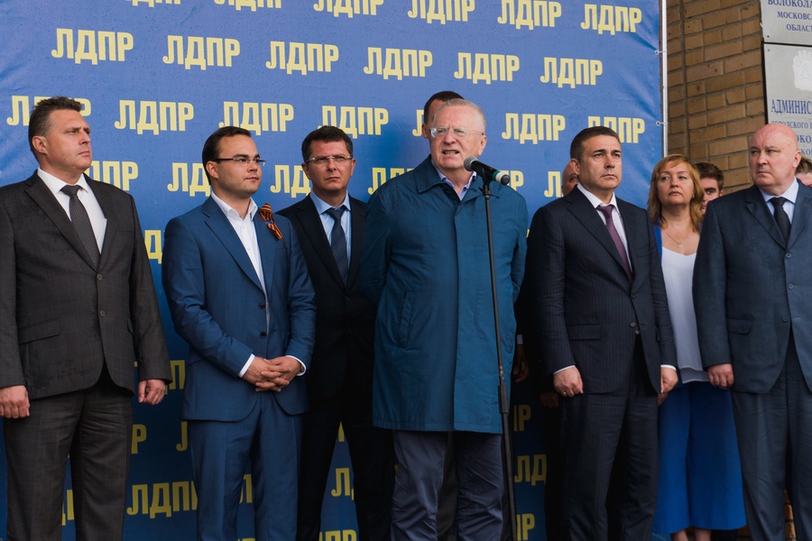 Власть должна работать на граждан, а не наоборот